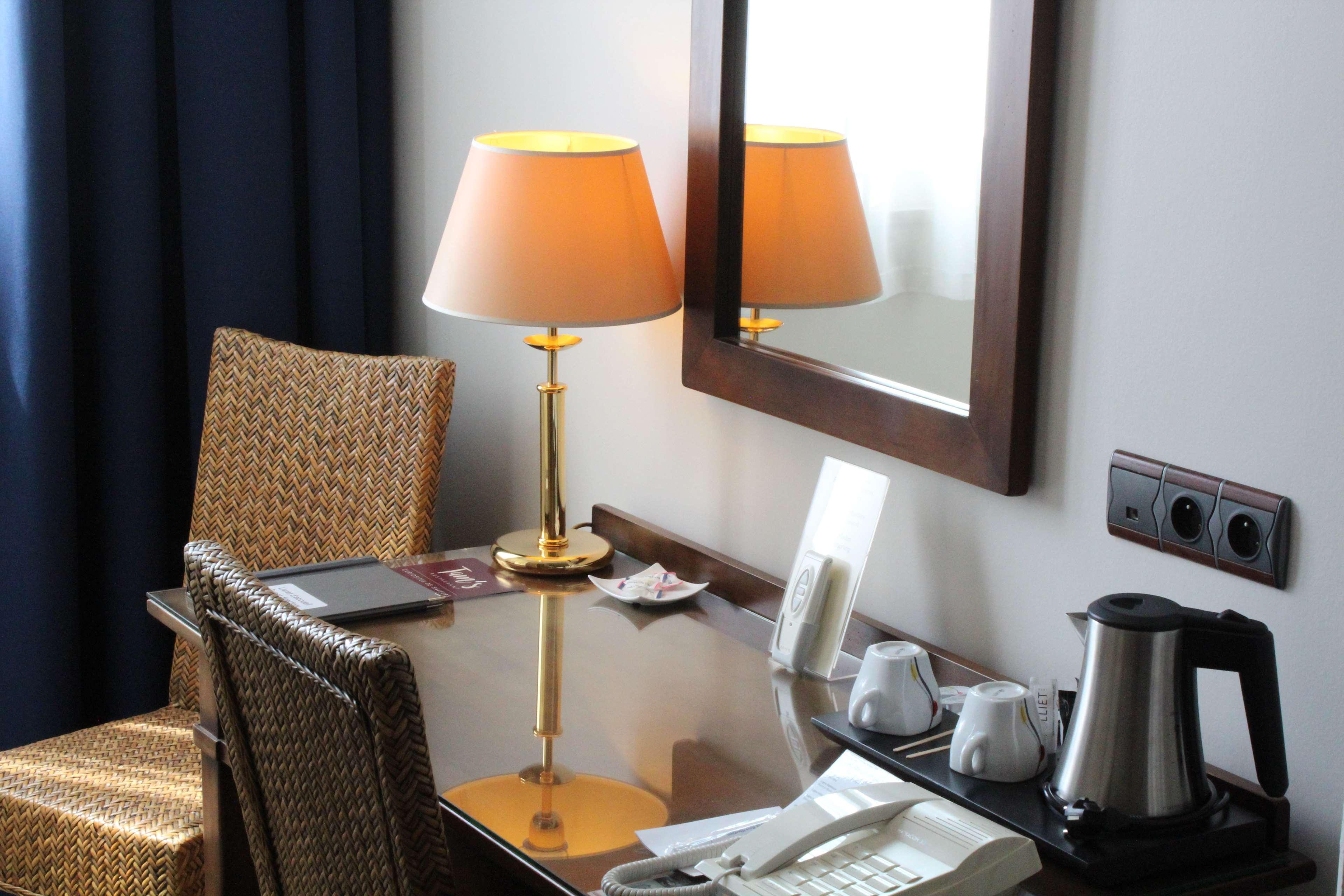 Best Western De Diane Nevers Luaran gambar
