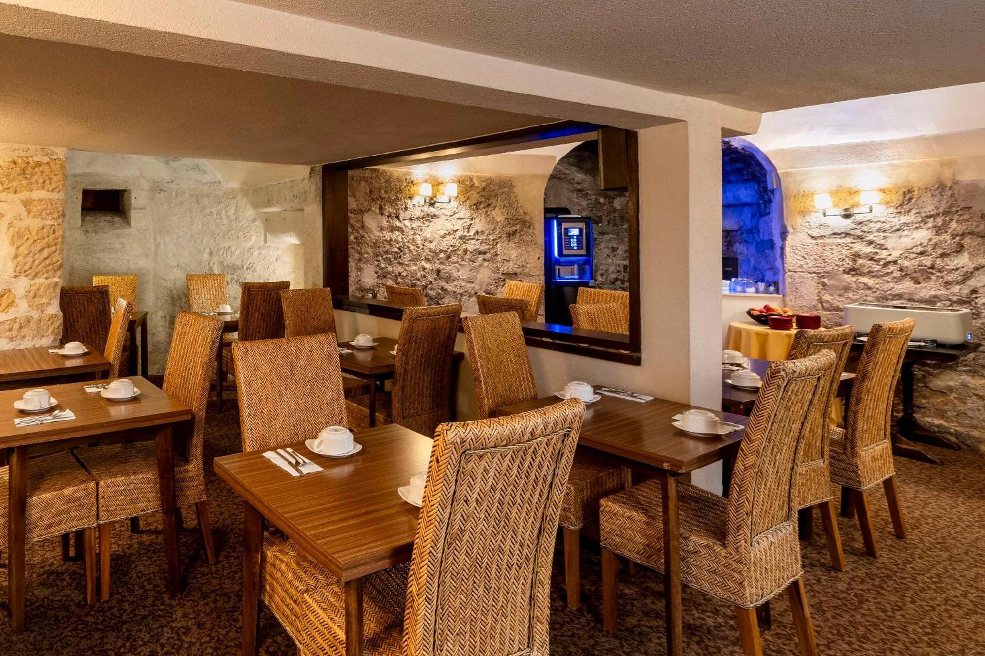 Best Western De Diane Nevers Luaran gambar